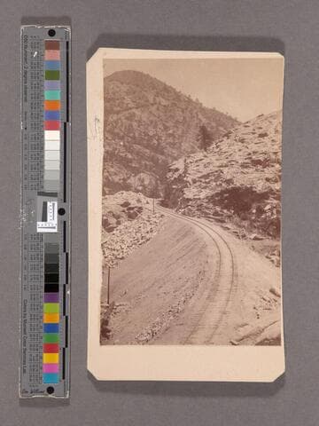 Echo Point and Rattlesnake Mountains