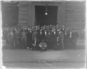 P1.1 - Group Portraits