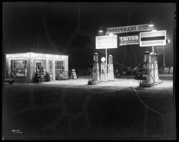 L1.6 - Lighting, service stations - Night photo