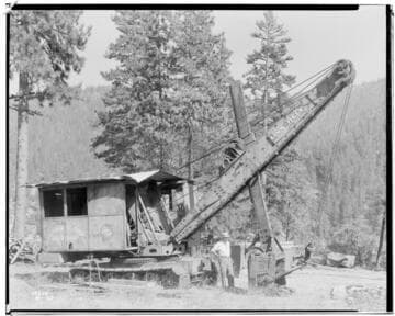 Big Creek, Miscellaneous - Link-Belt Gas Shovel at Cascada