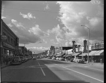 Street lighting in the business district of San Fernando