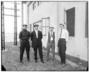 P1.1 - Group Portraits