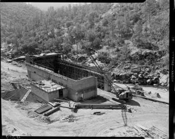 Big Creek Powerhouse #4 under construction
