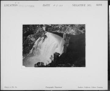 Big Creek Powerhouse #3 - Dam #6 spilling] close