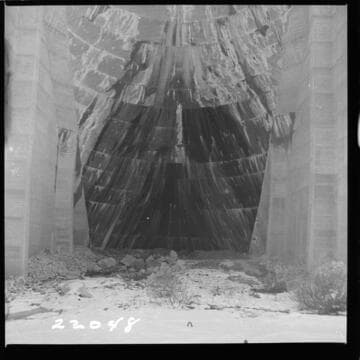 Big Creek, Florence Lake Dam - View of Intrados, Arch #17
