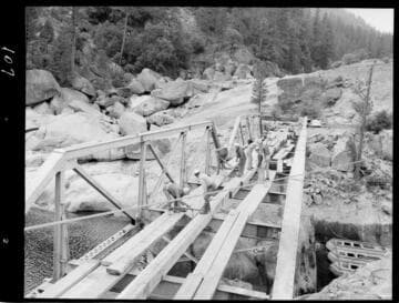Big Creek - Mammoth Pool - Construction of San Joaquin Bridge