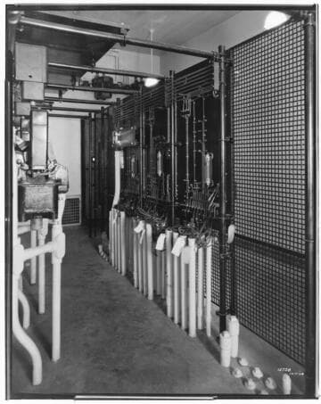 Long Beach Steam Station, Plant #3 - 2300V Room over Boilers