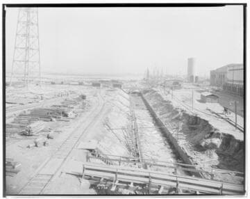 Long Beach Steam Station, Plant #3 - Looking east at intake tunnel from Control House