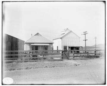 The Puente Substation and the Operator's cottage
