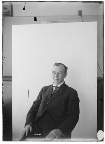 P1.3 - Portraits, M-O