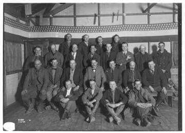 P1.1 - Group Portraits