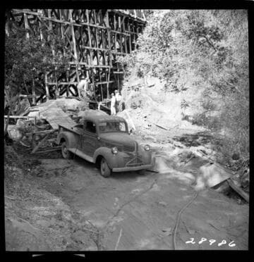Kaweah #2 - Miscellaneous views of Flume replacement