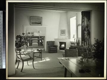 [Unidentified interior]