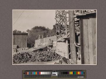 Huntington Library Construction: view showing the south west corner of the Main Building