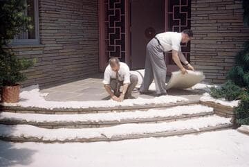 [Set-up at 1949 Pace Setter House]