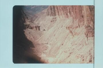 In upper Nancoweap Canyon near Silent River Cave