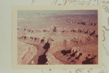 Bowknot Bend and Hell Roarin Canyon