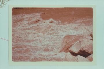 Head of Rapid 23 at Mile 202.20.  Rapid 23 heads at Mile 202.20 and drops 8 ft. in .15 miles