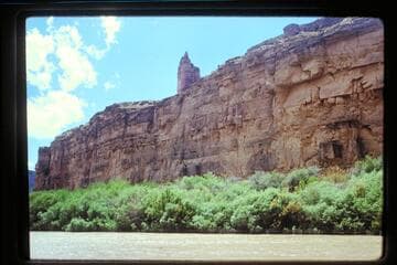 The City Hall, Mile 2.6