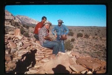 Lex, Archeyes, Bill; Yellow House