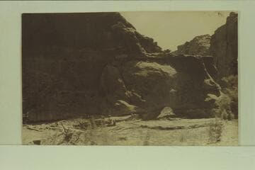 Small arch at mouth of Warm Creek.  RB-MV Expedition