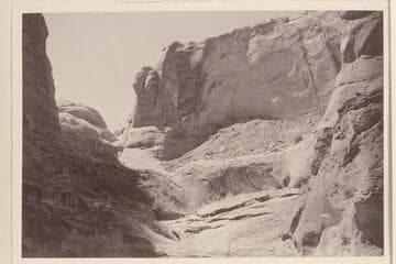 Canyon on the right bank at Mile 108 in Glen Canyon
