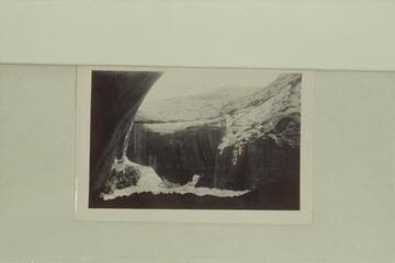 Arch in Coyote Gulch
