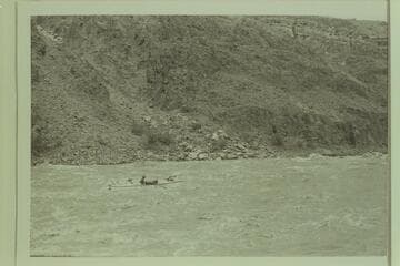 Elden McArthur in the "Doris" in Dubendorff Rapid