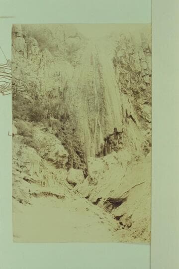 Travertine formation and fall below Diamond Creek