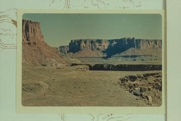 Down to mouth of Horsethief Canyon