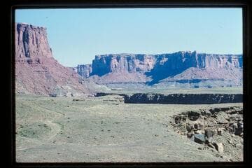 Down to mouth of Horsethief Canyon