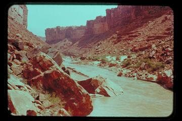 Express Train Rapid; Frost lost a boat in 1956