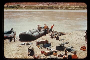 [loading rubber assault raft at Lees Ferry]