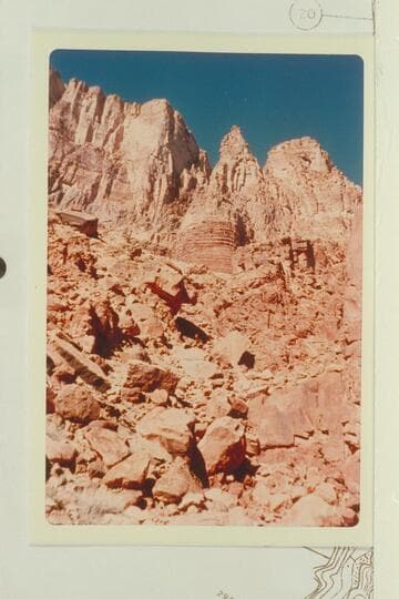 Faulting at right bank near 22 Mile Rapid which offers a possible route from rim to river.  Butchart estimated the Mile point at 23