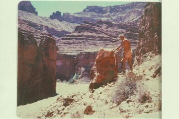 Vaseys Paradise. John Doess at right.  Preliminary Lees Ferry gauge:  122,000 cfs