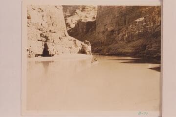 Near Mile 36 in Marble Canyon