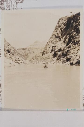 Down from above Ruby Canyon Rapid.  Bright Angel gauge:  2,650 cfs