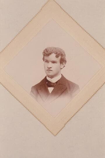 Lewis Ransome Freeman.  Grammar school.  Pasadena.  "Rather a sad-faced whelp in grammar school."