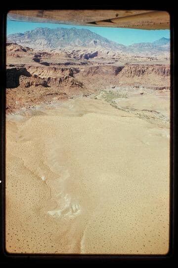 Upstream into ticaboo Foundation and graves at top of apex of Green Spot