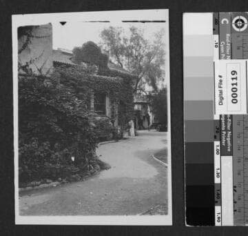 View of curved driveway at The Bivouac