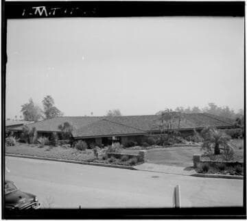 Hoffman, Mr. and Mrs. Maximillian E., residence