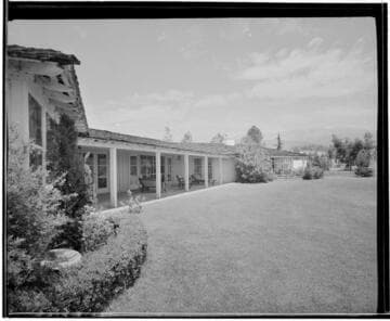 Hess, Arthur, residence ["Lake–view ranch house"]