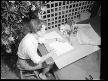 Dawson, Velma [ceramic crafts]