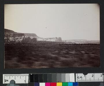 Desert scenery and mountains