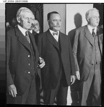 Harry Chandler with R.W. Pridham and Alvaro Obregon