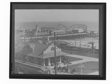 Looff Pleasure Pier, Pacific Electric  depot
