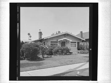 House at 1044 Fifth Street, Santa Monica