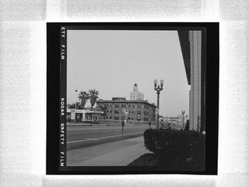 2nd and Arizona Avenue, Santa Monica