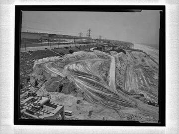 Construction equipment at Bechtel site, El Segundo