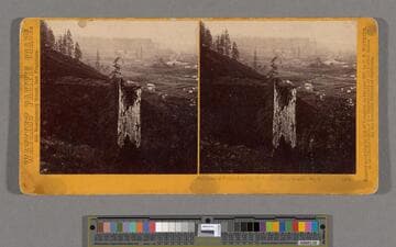 Panorama of Portland and the Willamette River, Oregon. No. 9